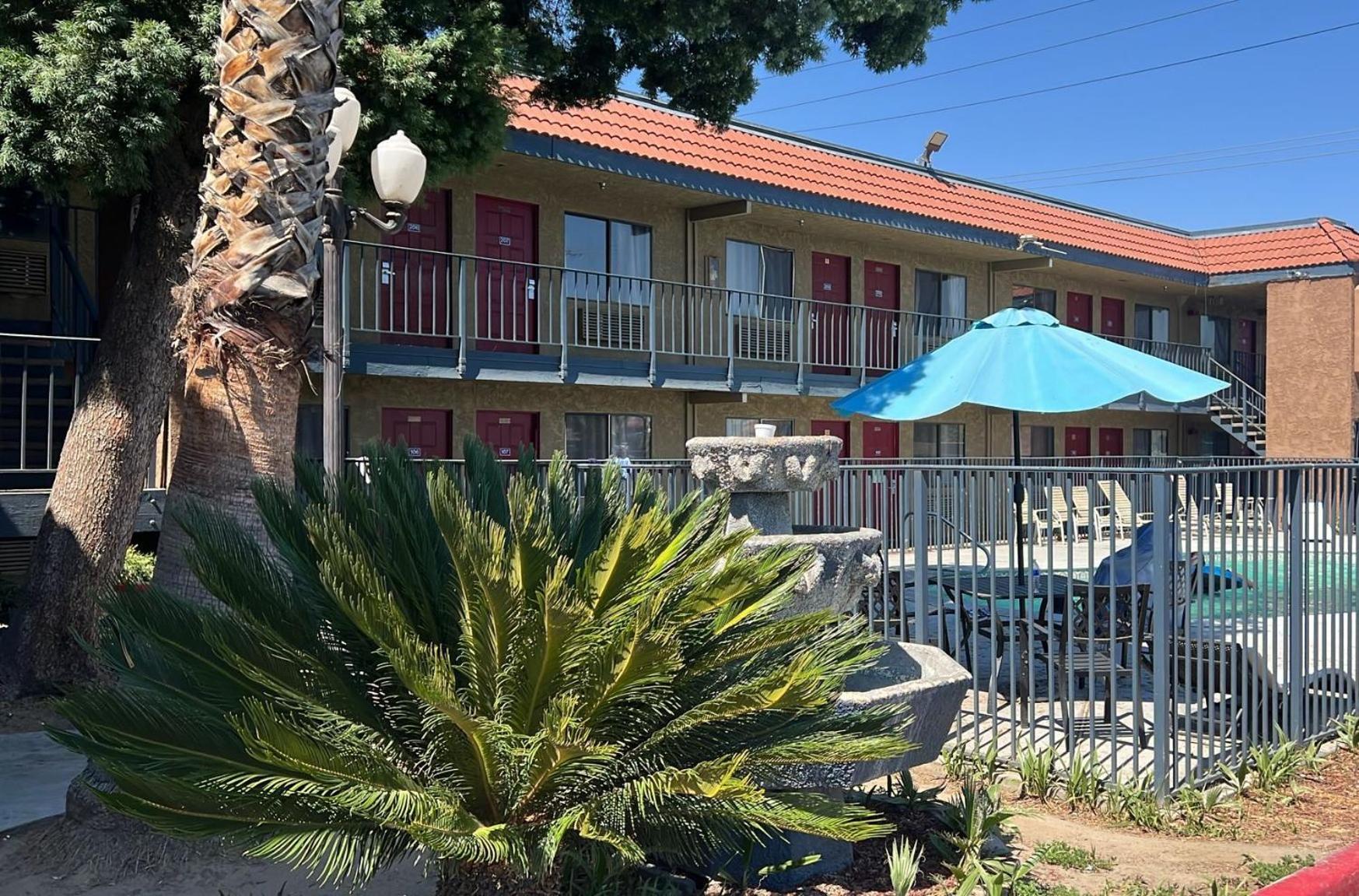 Fresno Inn Экстерьер фото
